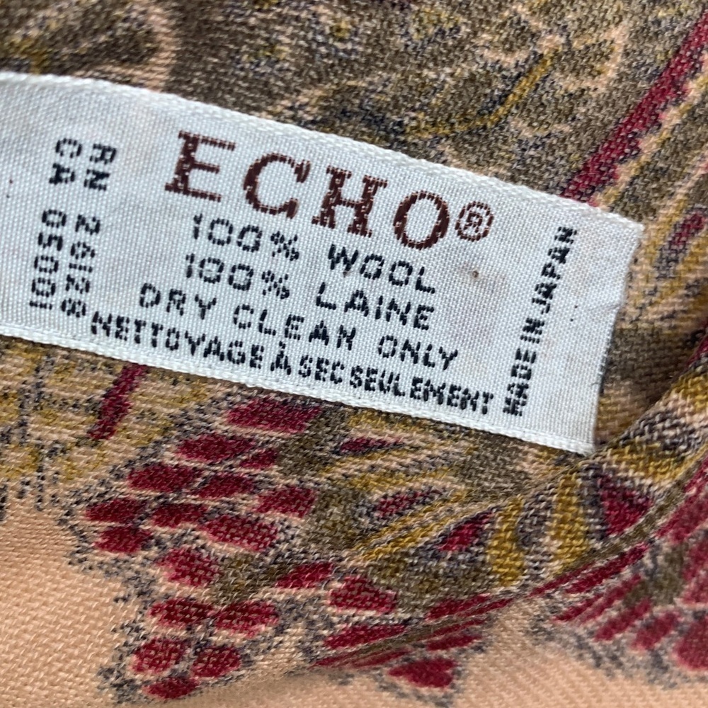 Echo large square wool scarf peach, burgundy, green - Picture 8 of 8